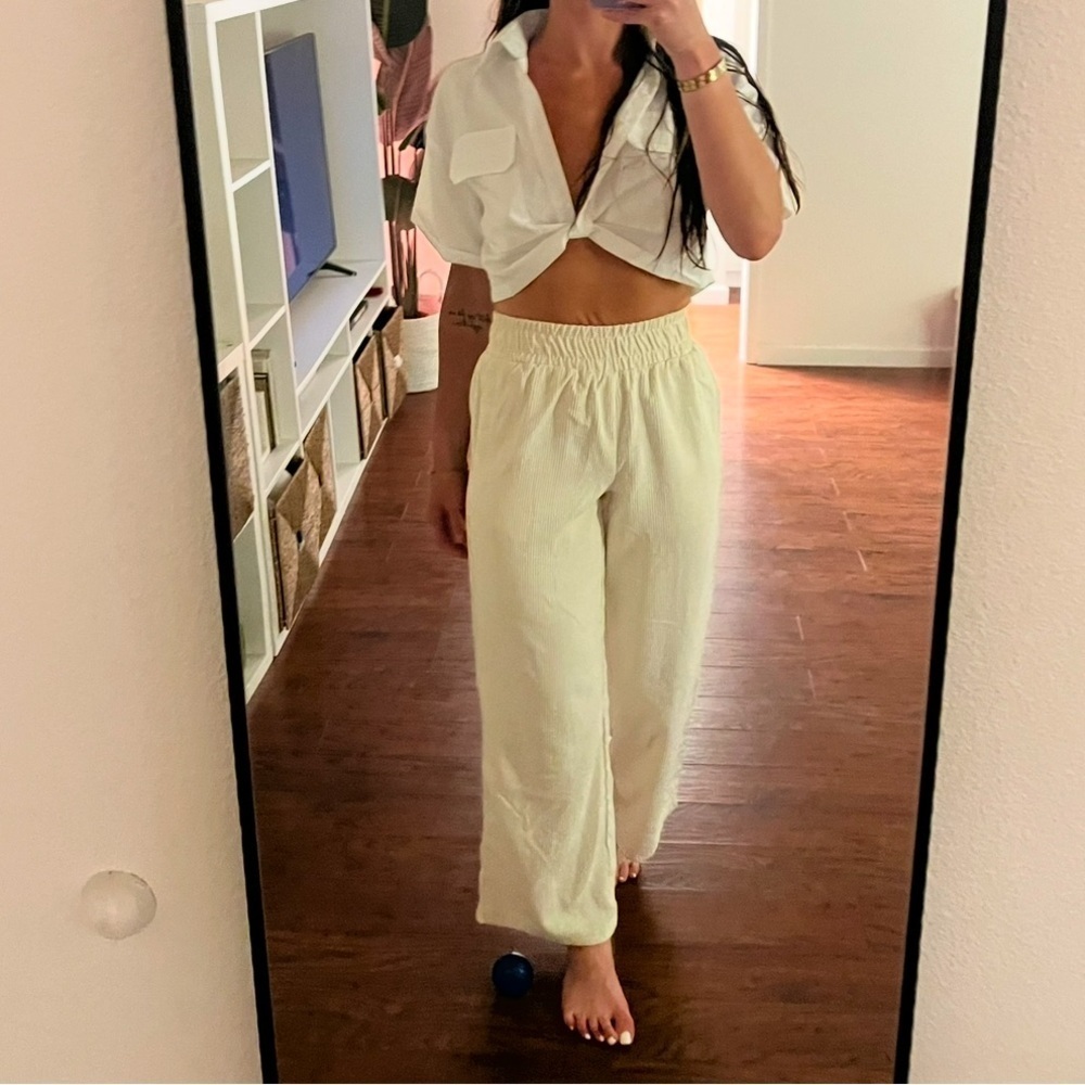 Forever 21 white high waisted corduroy velvet straight leg pants | NEW size S - Picture 11 of 11